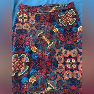 LulaRoe knee length skirt size L